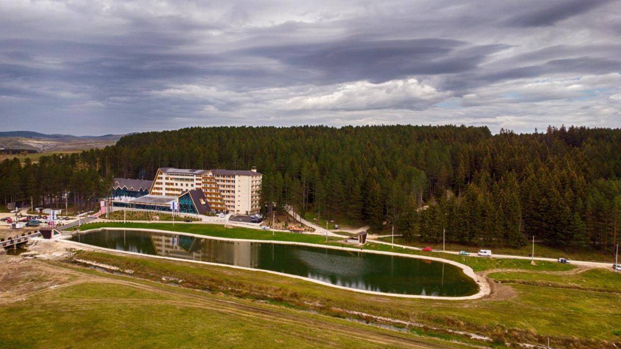 Hotel Borovi Forest Resort & Spa Sjenica Buitenkant foto